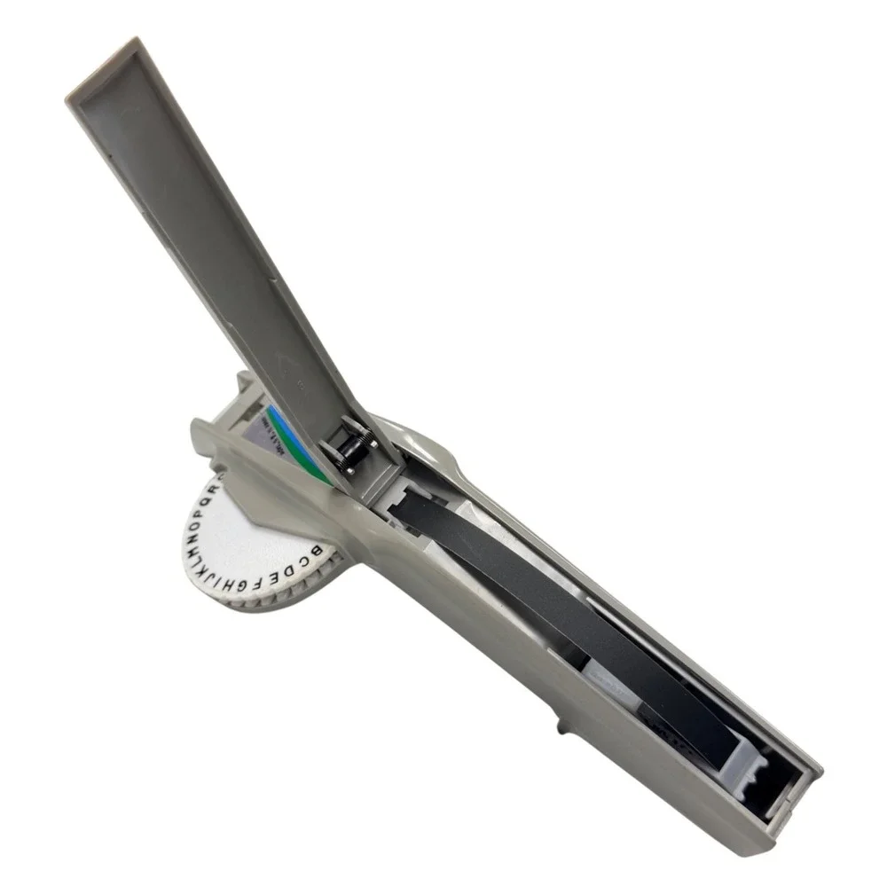 DYMO‎ Organizer 1610 Label Maker Gray Plastic Manual Embossing Tool Tape Roll